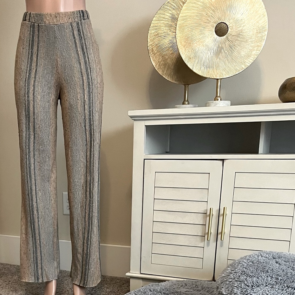 Women’s ZARA Trafaluc Collector’s Season Pants.  Great Fit & Stretch! Size S.
